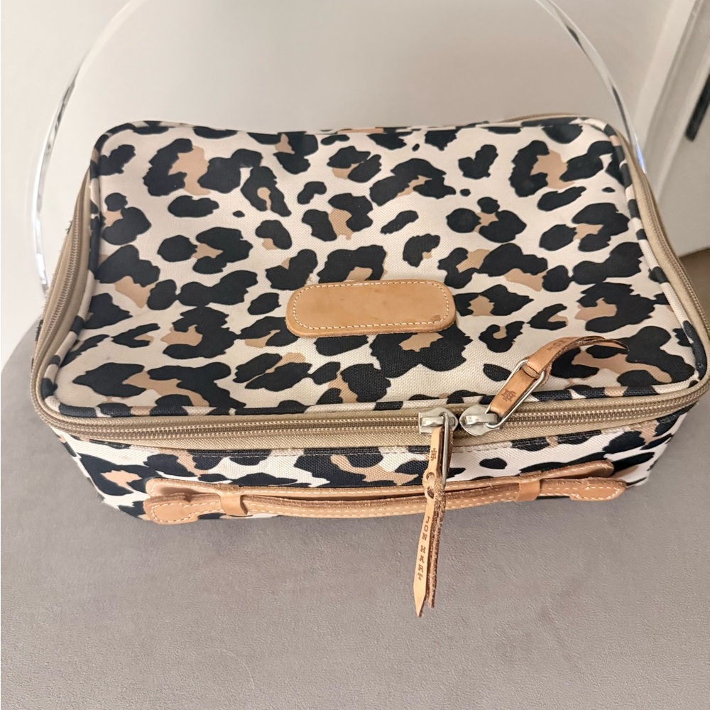 Jon Hart Design leopard large travel kit